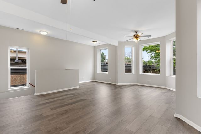 1939 S Sawyer Avenue, Chicago, IL 60623