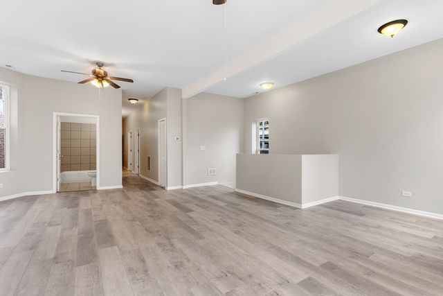 1939 S Sawyer Avenue, Chicago, IL 60623