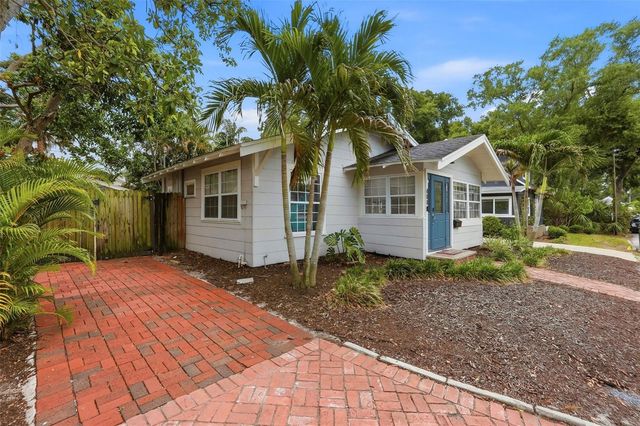 608 KIRKWOOD TERRACE N, St Petersburg, FL 33701