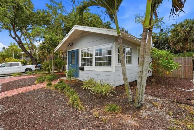 608 KIRKWOOD TERRACE N, St Petersburg, FL 33701