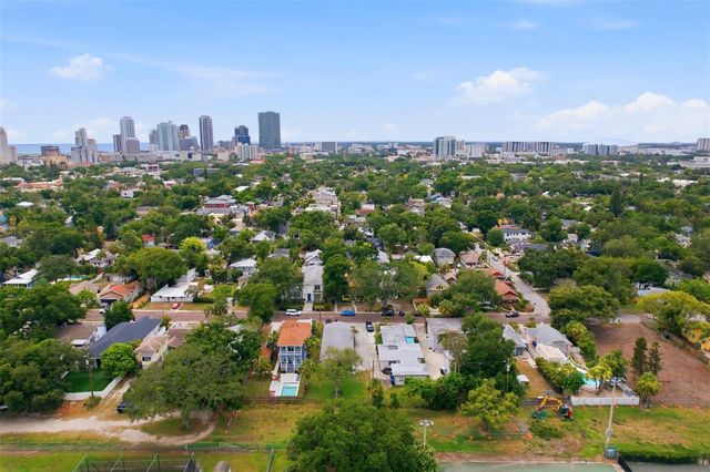 608 KIRKWOOD TERRACE N, St Petersburg, FL 33701