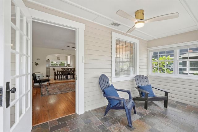 608 KIRKWOOD TERRACE N, St Petersburg, FL 33701