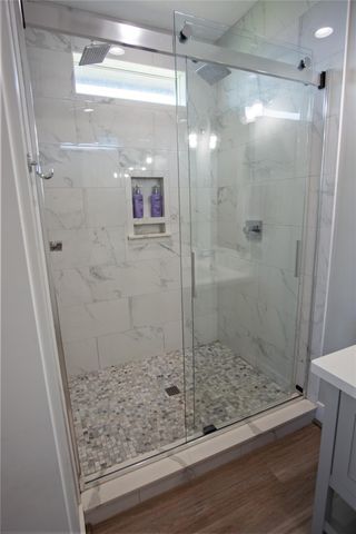 1977 Royalville Court, Crystal Beach, TX 77650