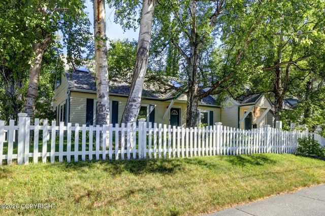 1215 W 8th Avenue, Anchorage, AK 99501