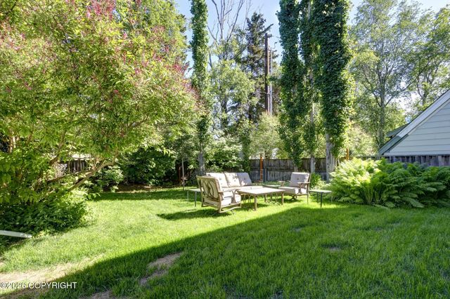 1215 W 8th Avenue, Anchorage, AK 99501