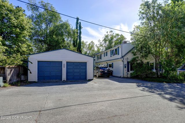 1215 W 8th Avenue, Anchorage, AK 99501