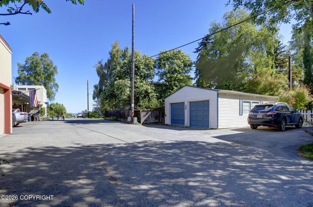 1215 W 8th Avenue, Anchorage, AK 99501