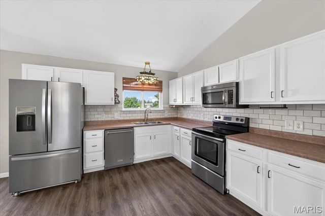 124 Brookshire Creek Drive, Wentzville, MO 63385