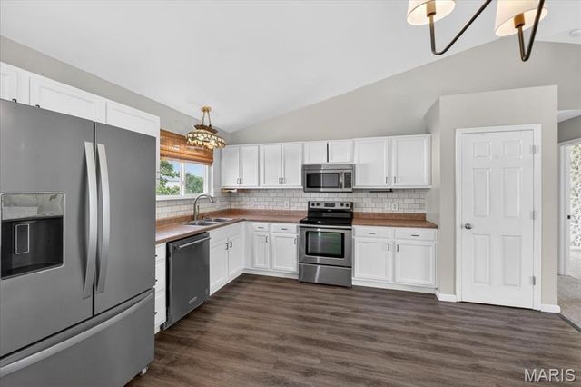 124 Brookshire Creek Drive, Wentzville, MO 63385