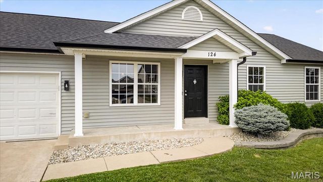 124 Brookshire Creek Drive, Wentzville, MO 63385