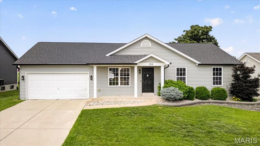 124 Brookshire Creek Drive, Wentzville, MO 63385