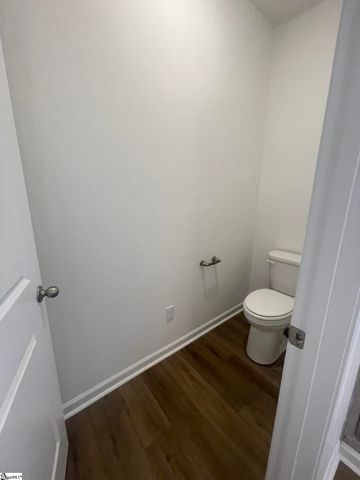 19 Halsey Street, Central, SC 29630