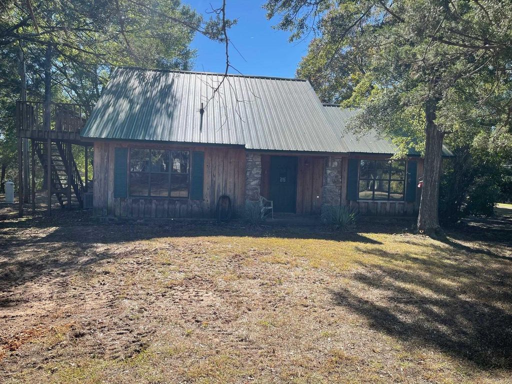 4 Andrea, Greers Ferry, AR 72067