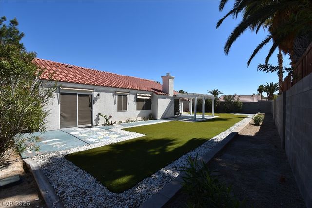 4207 Famoso Drive, North Las Vegas, NV 89032