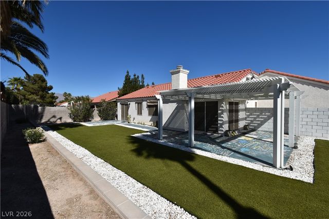 4207 Famoso Drive, North Las Vegas, NV 89032