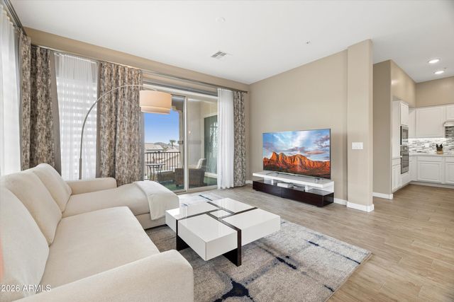 15550 S 5TH Avenue 252, Phoenix, AZ 85045