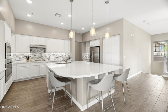 15550 S 5TH Avenue 252, Phoenix, AZ 85045