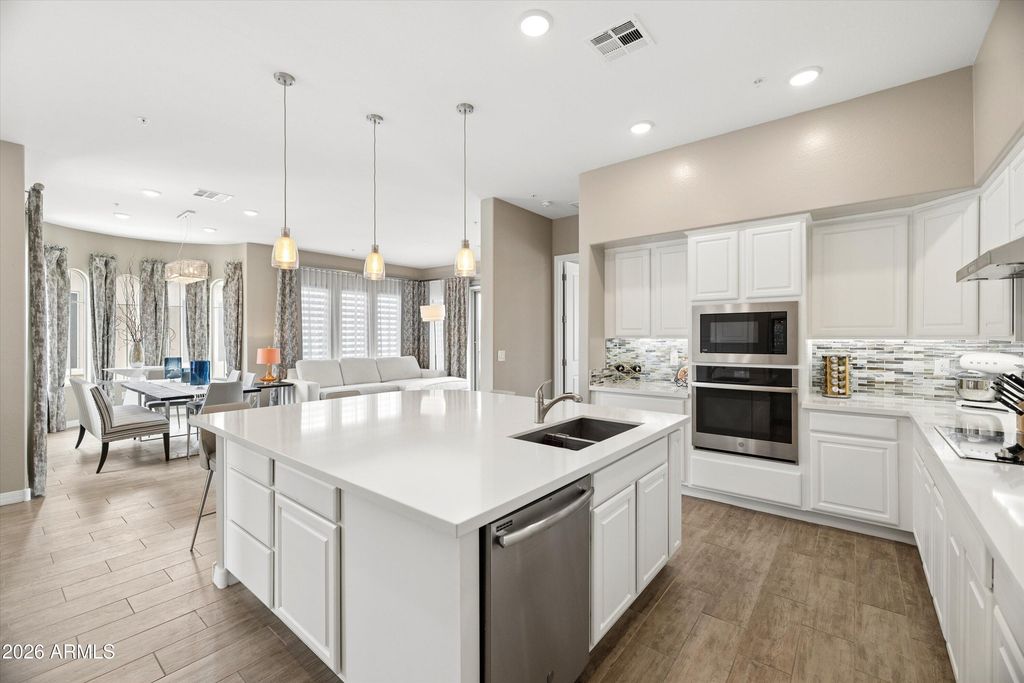 15550 S 5TH Avenue 252, Phoenix, AZ 85045 — photo 2