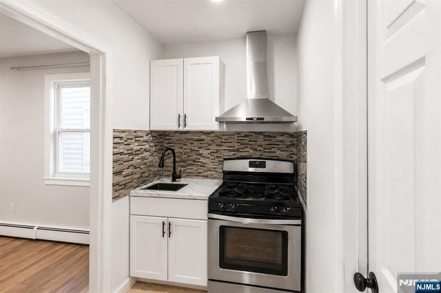 66 President Street, Passaic, NJ 07055