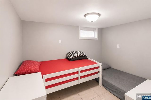 66 President Street, Passaic, NJ 07055