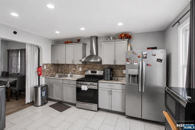 66 President Street, Passaic, NJ 07055