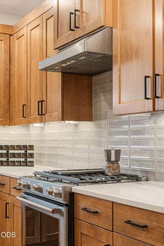 2265 NW Skyline Ranch Road, Bend, OR 97703