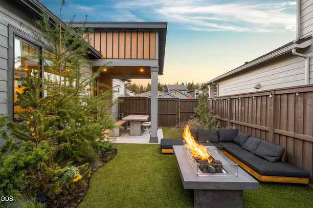 2265 NW Skyline Ranch Road, Bend, OR 97703