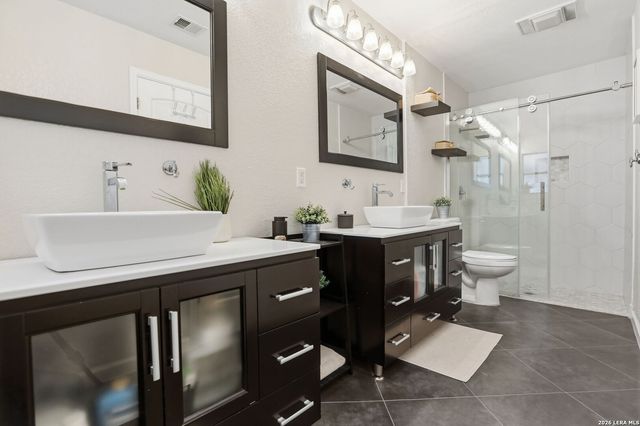 7626 Tippit Trl, San Antonio, TX 78240