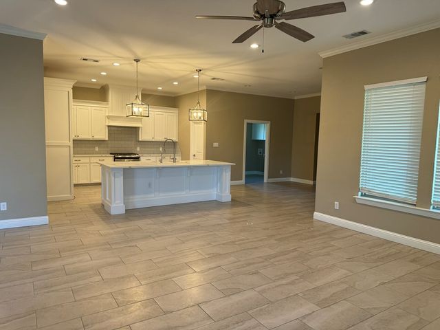 4406 San Carlos, Midland, TX 79707