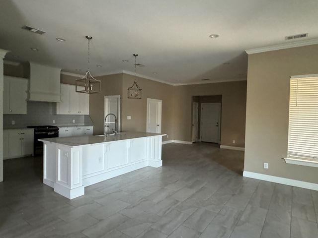 4406 San Carlos, Midland, TX 79707