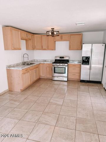 916 E 4th Street, Douglas, AZ 85607