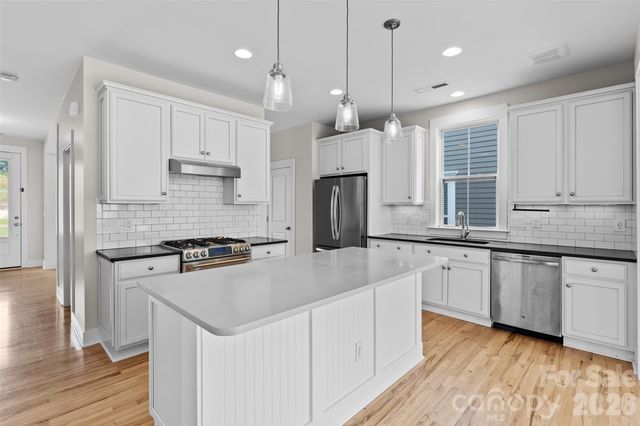 664 Bluff Loop Road 202, Rock Hill, SC 29730