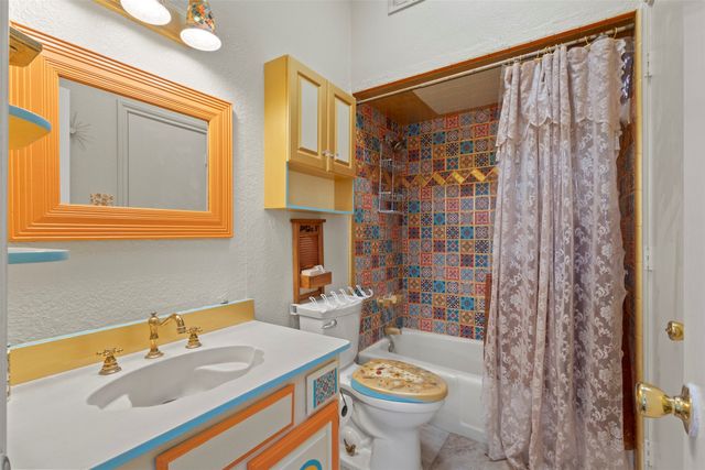 2341 Heatherwoods Way, Carrollton, TX 75007