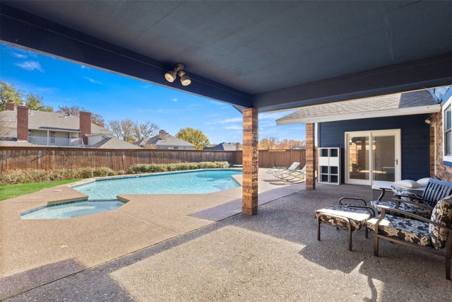 2341 Heatherwoods Way, Carrollton, TX 75007