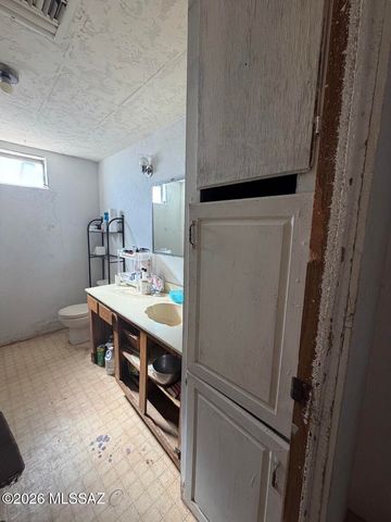 5565 S Marstellar Road, Tucson, AZ 85735