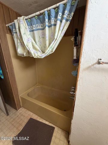 5565 S Marstellar Road, Tucson, AZ 85735