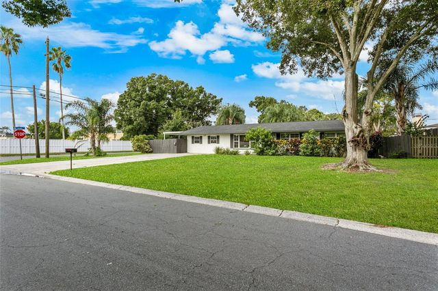 412 DEVILLE DRIVE E, Largo, FL 33771