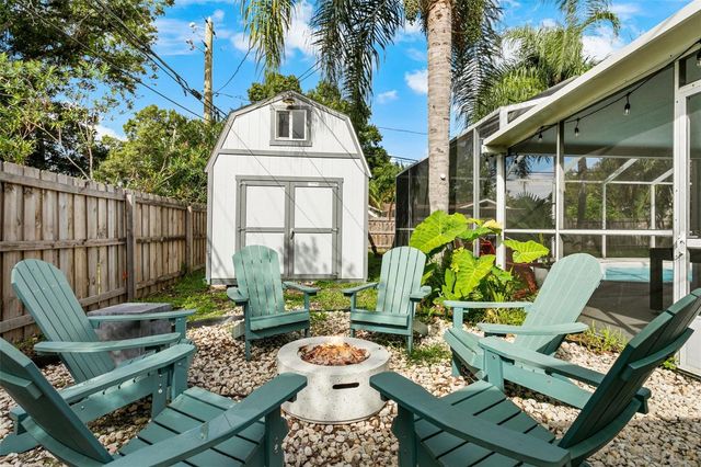 412 DEVILLE DRIVE E, Largo, FL 33771