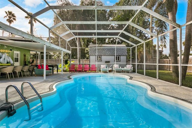 412 DEVILLE DRIVE E, Largo, FL 33771