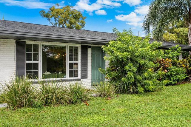 412 DEVILLE DRIVE E, Largo, FL 33771