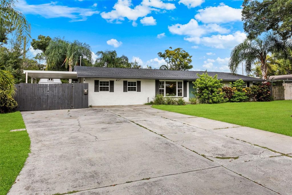 412 DEVILLE DRIVE E, Largo, FL 33771