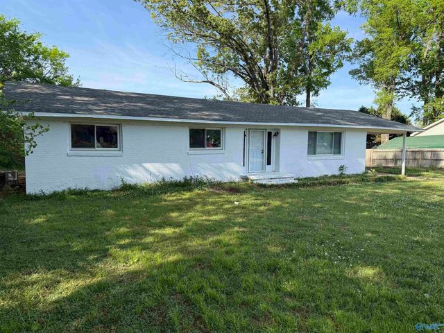814 Cedar Lake Road SW, Decatur, AL 35603