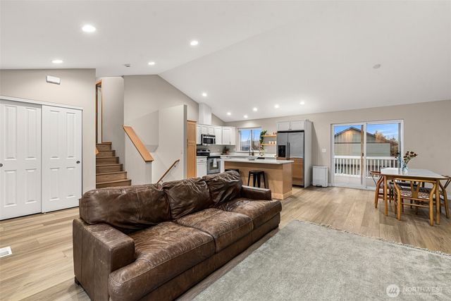 576 Saddle Rock Loop, Wenatchee, WA 98801