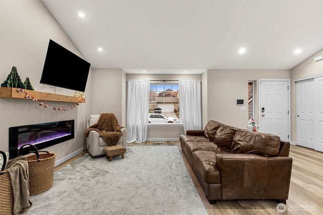 576 Saddle Rock Loop, Wenatchee, WA 98801