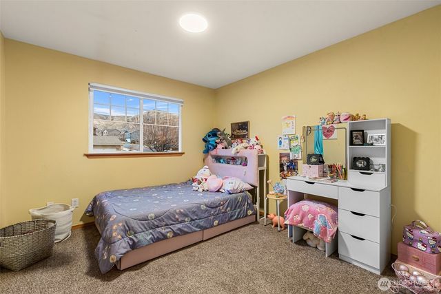 576 Saddle Rock Loop, Wenatchee, WA 98801