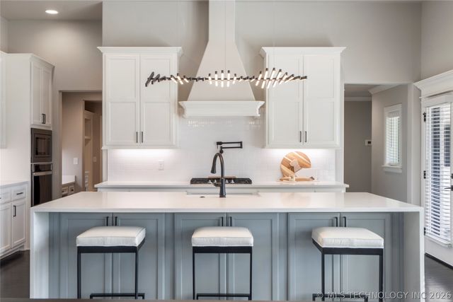 10616 N 81st East Place, Owasso, OK 74055