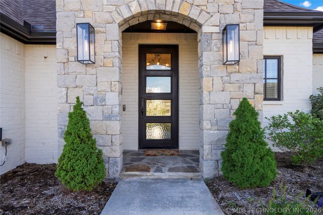 10616 N 81st East Place, Owasso, OK 74055