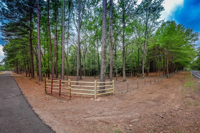 13920 FM 1649, Ore City, TX 75683