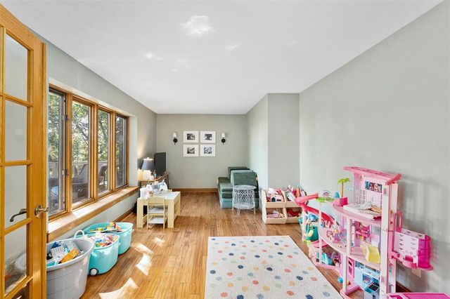 7865 Blue Valley Drive, Eau Claire, WI 54703