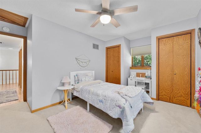 7865 Blue Valley Drive, Eau Claire, WI 54703